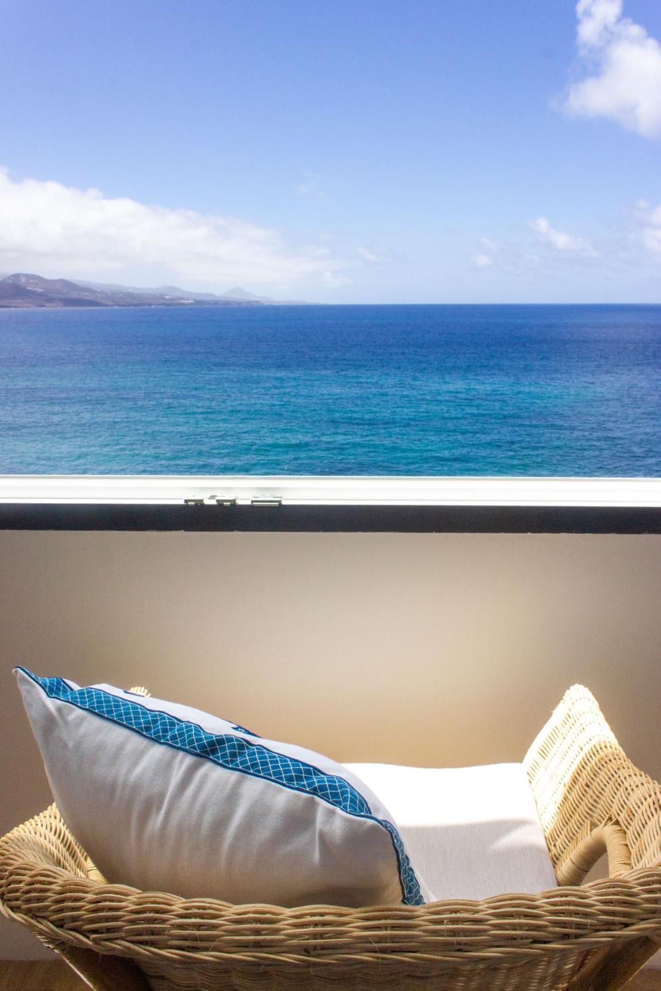 Oceanfront Las Canteras Casa Nidillos Las Palmas de Gran Canaria Exterior photo